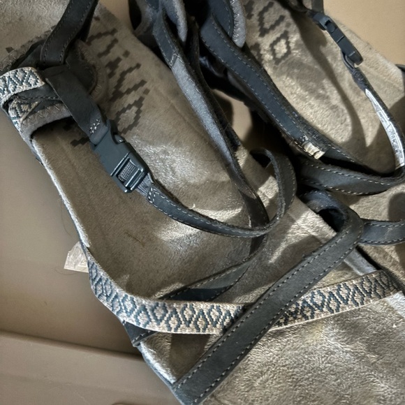 Merrell Shoes - Merrell Gray Air Cushion Sandals